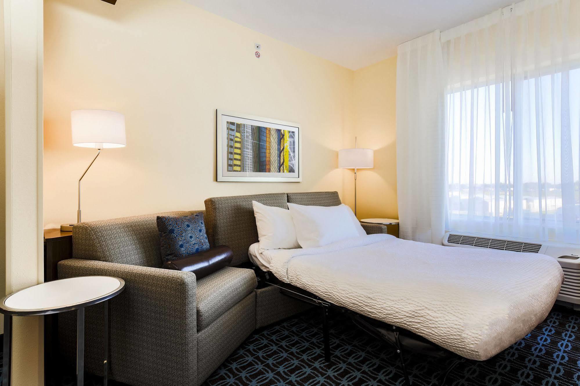 Fairfield Inn & Suites By Marriott פקוס מראה חיצוני תמונה
